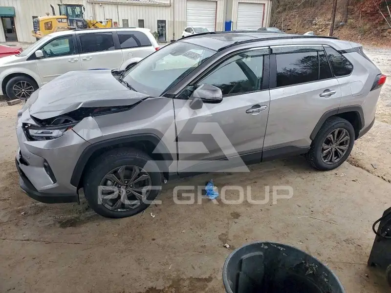 2024 Toyota RAV4 фото
