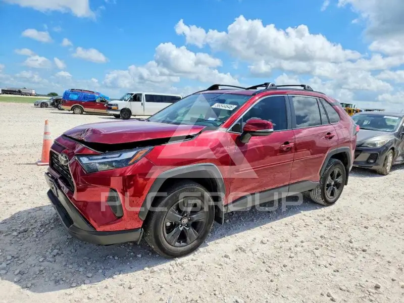 2024 Toyota RAV4 фото