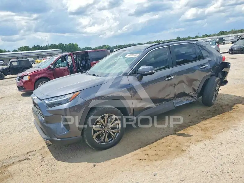 2024 Toyota RAV4 фото