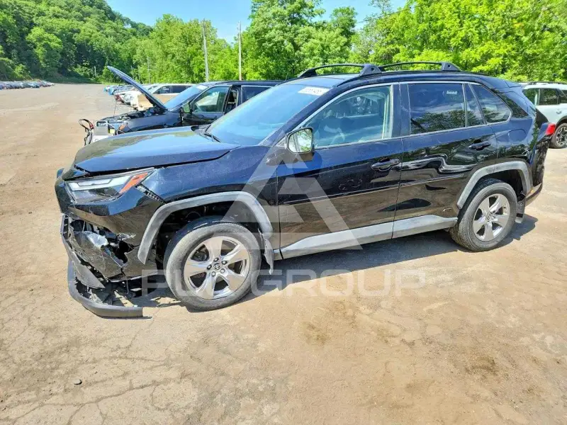 2024 Toyota RAV4 фото