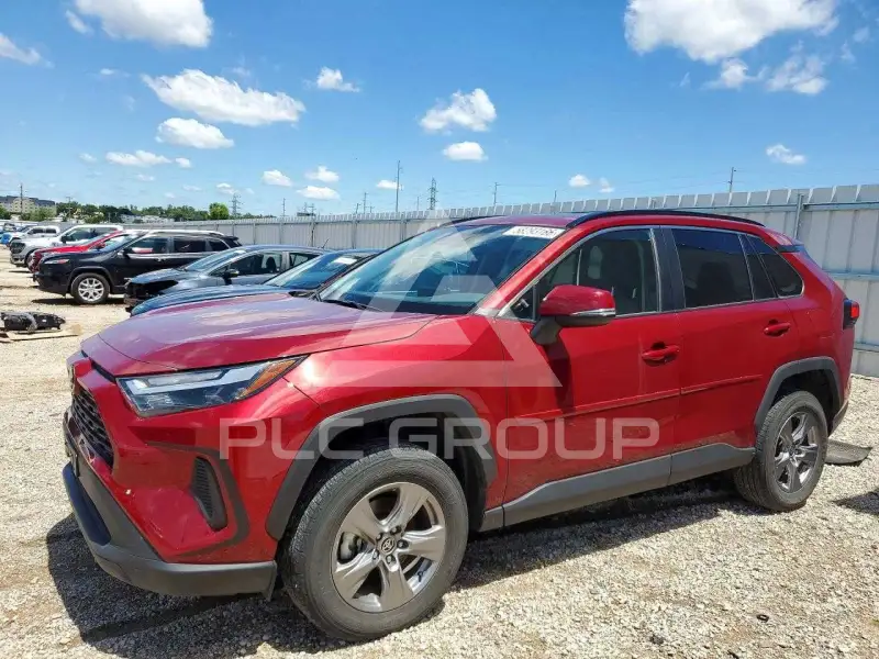 2024 Toyota RAV4 фото
