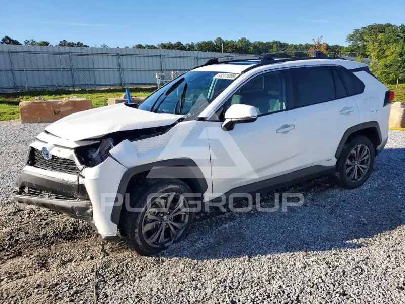 2024 Toyota RAV4 фото