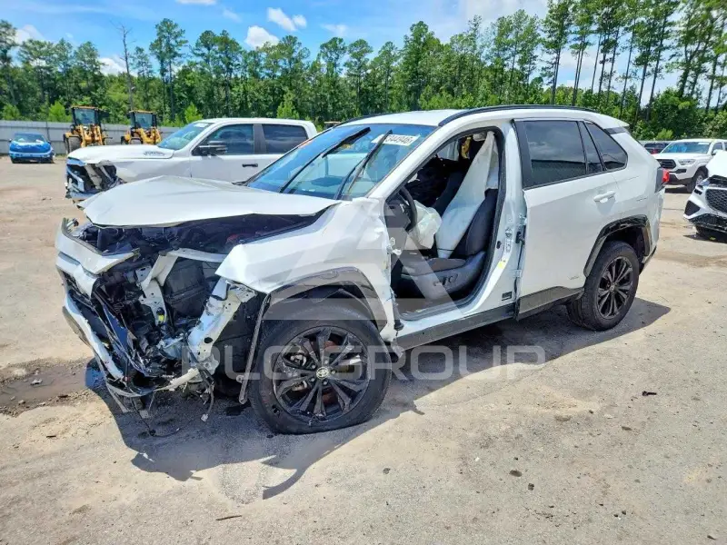 2024 Toyota RAV4 фото