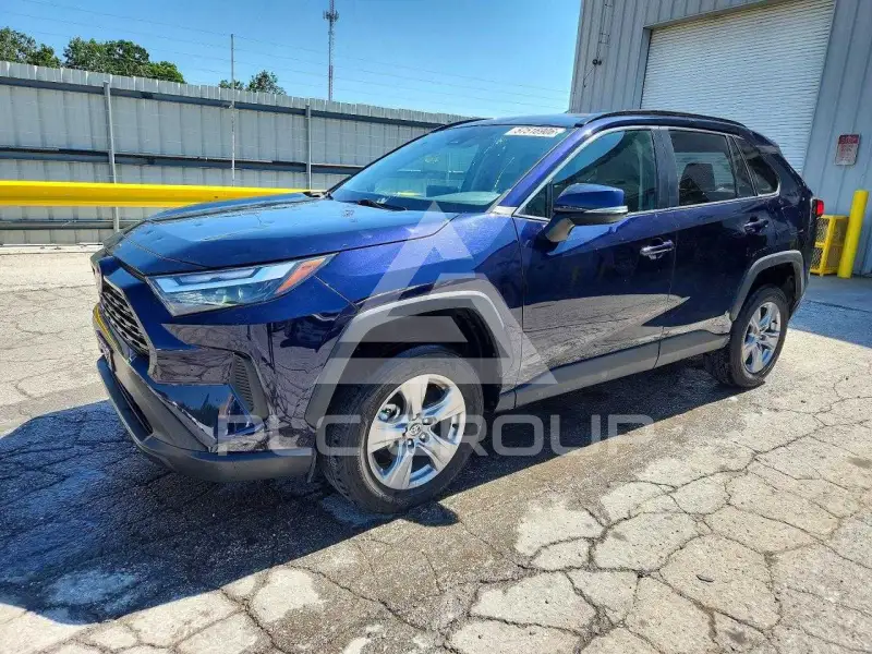 2024 Toyota RAV4 фото