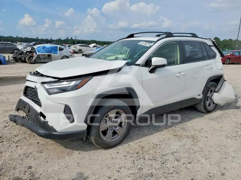 2024 Toyota RAV4 фото
