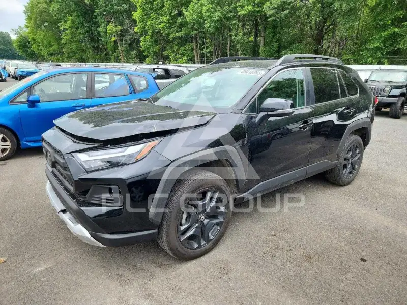2024 Toyota RAV4 фото