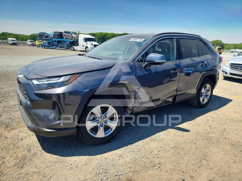 2024 Toyota RAV4 фото