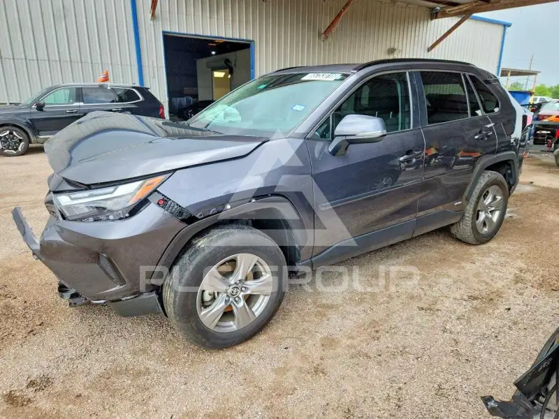2024 Toyota RAV4 фото