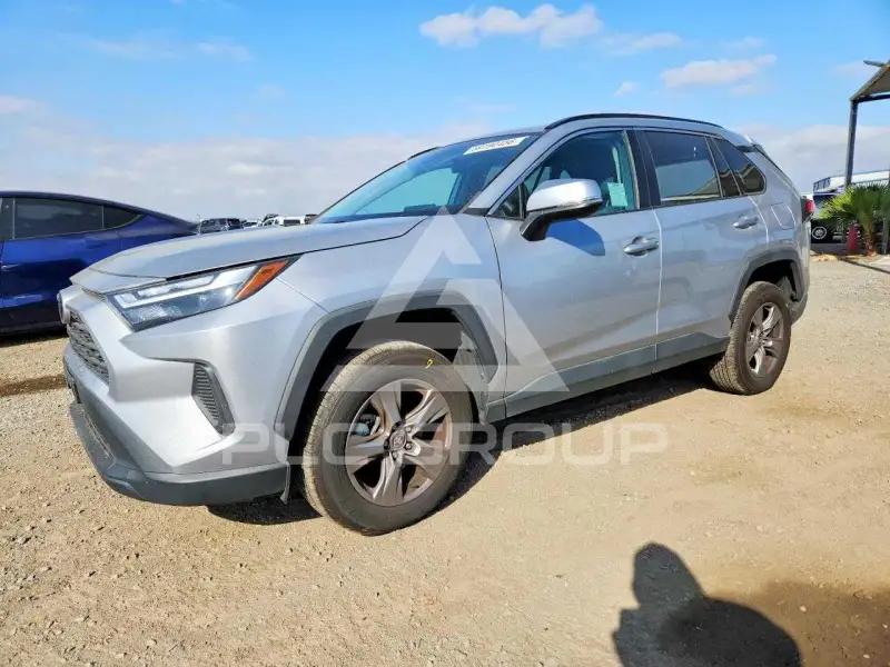 2024 Toyota RAV4 фото