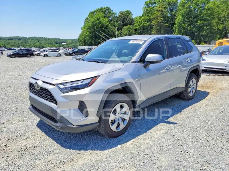 2024 Toyota RAV4 photo