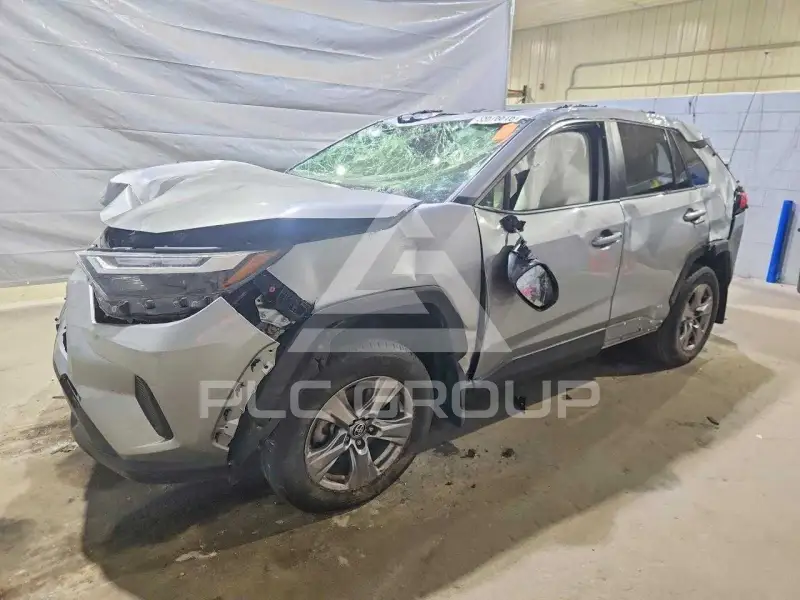 2024 Toyota RAV4 фото