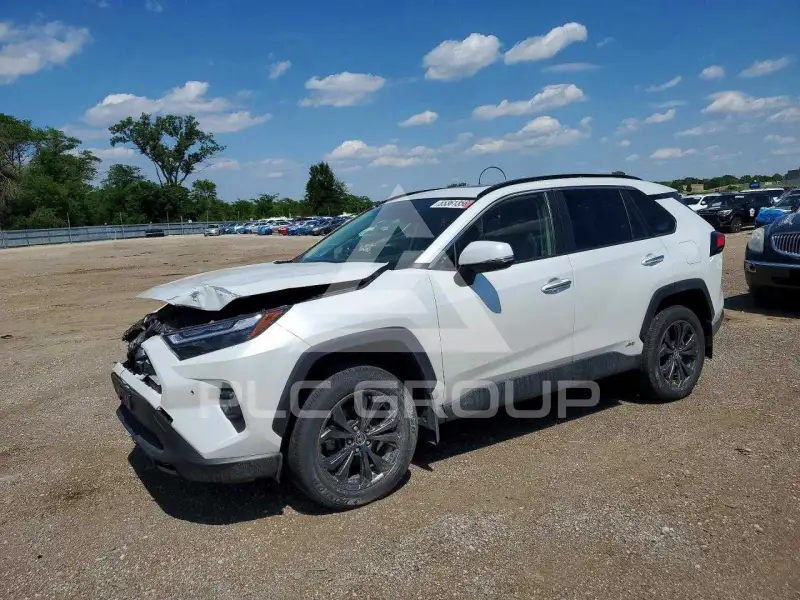 2024 Toyota RAV4 photo