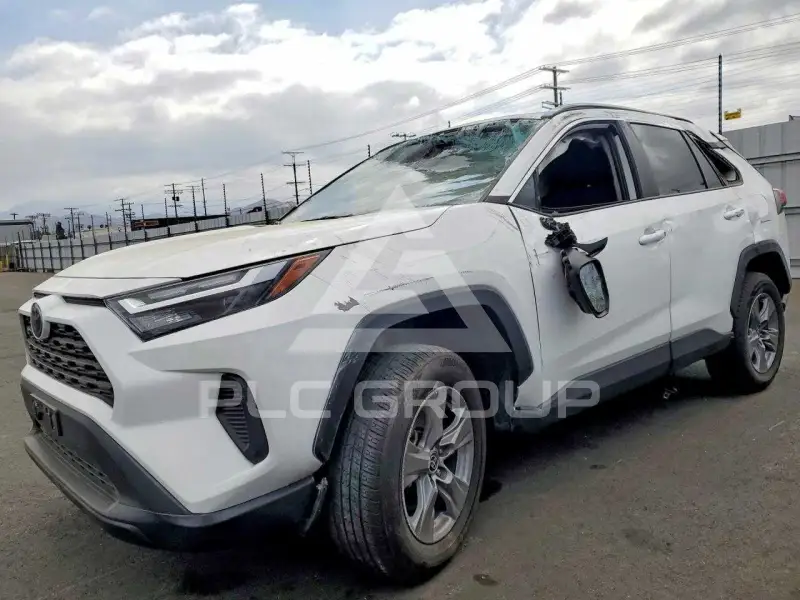 2024 Toyota RAV4 фото