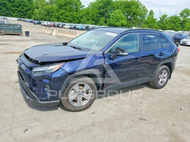 2024 Toyota RAV4 фото