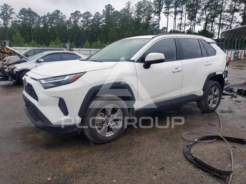 2024 Toyota RAV4 фото
