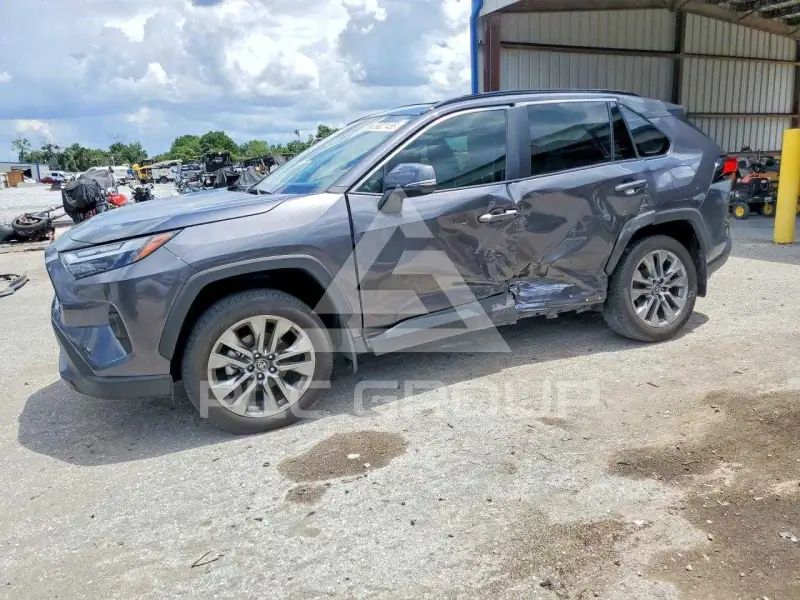 2024 Toyota RAV4 фото