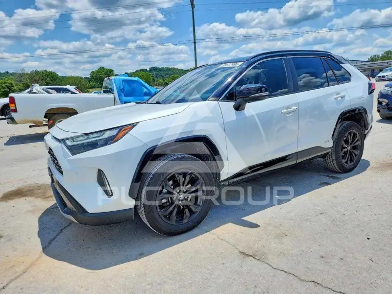 2024 Toyota RAV4 фото