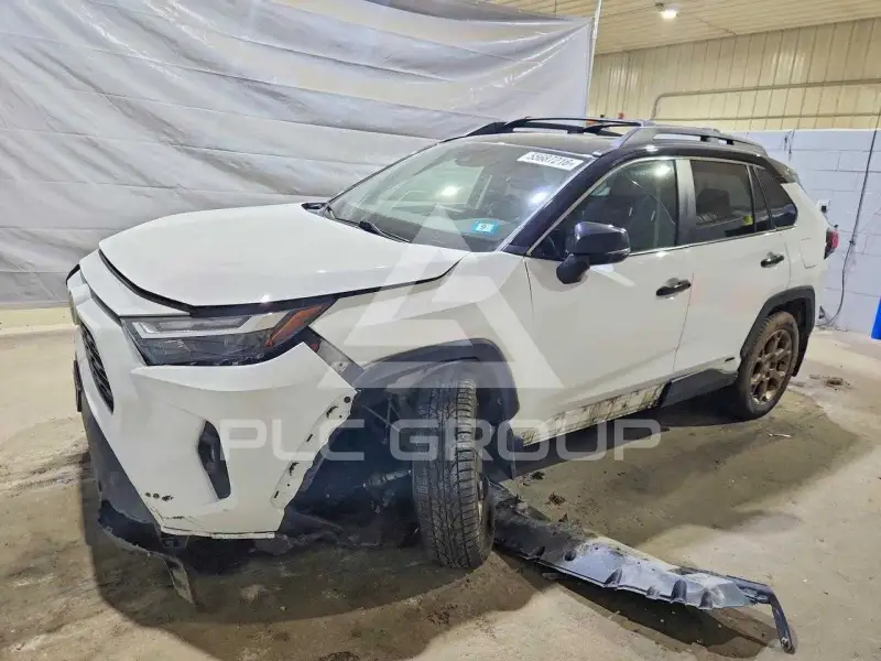 2024 Toyota RAV4 фото
