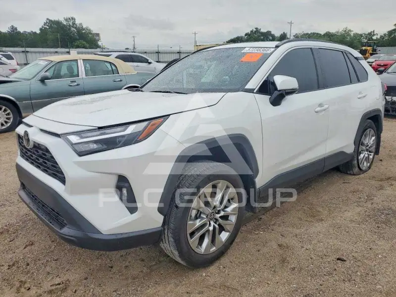 2024 Toyota RAV4 фото