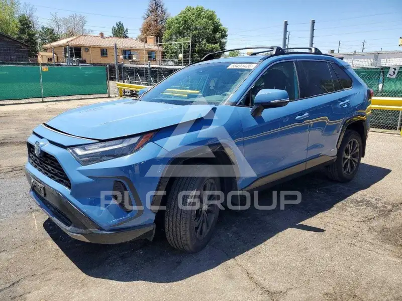 2024 Toyota RAV4 фото