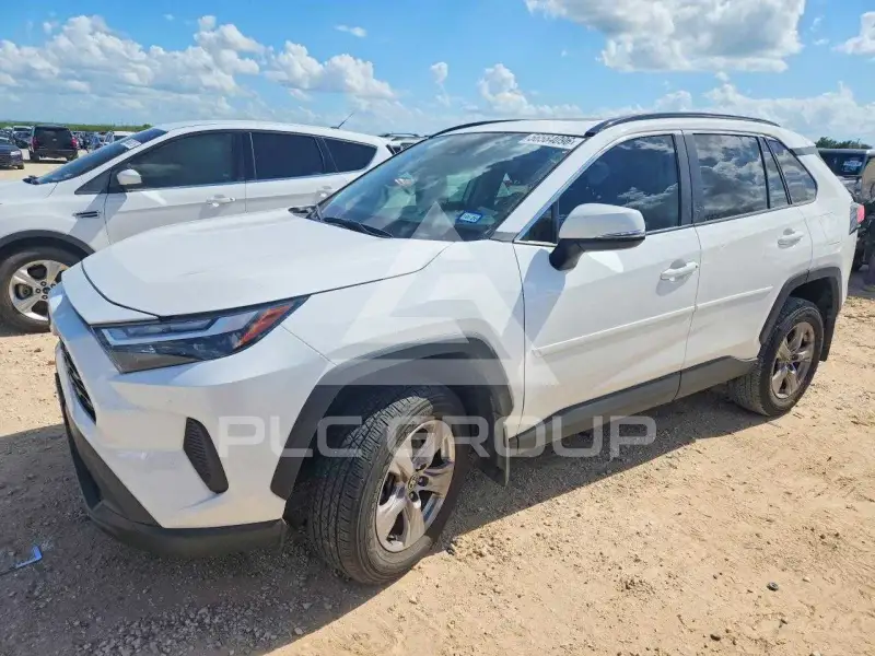 2024 Toyota RAV4 фото