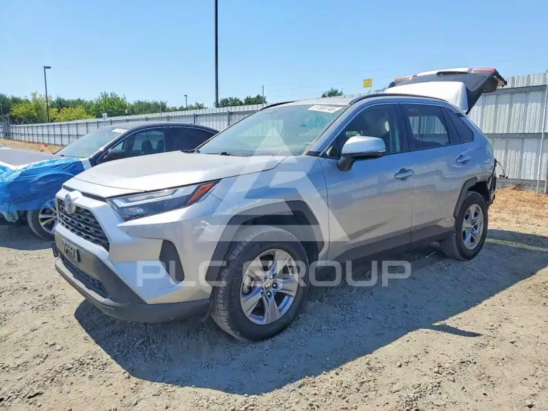 2024 Toyota RAV4 фото
