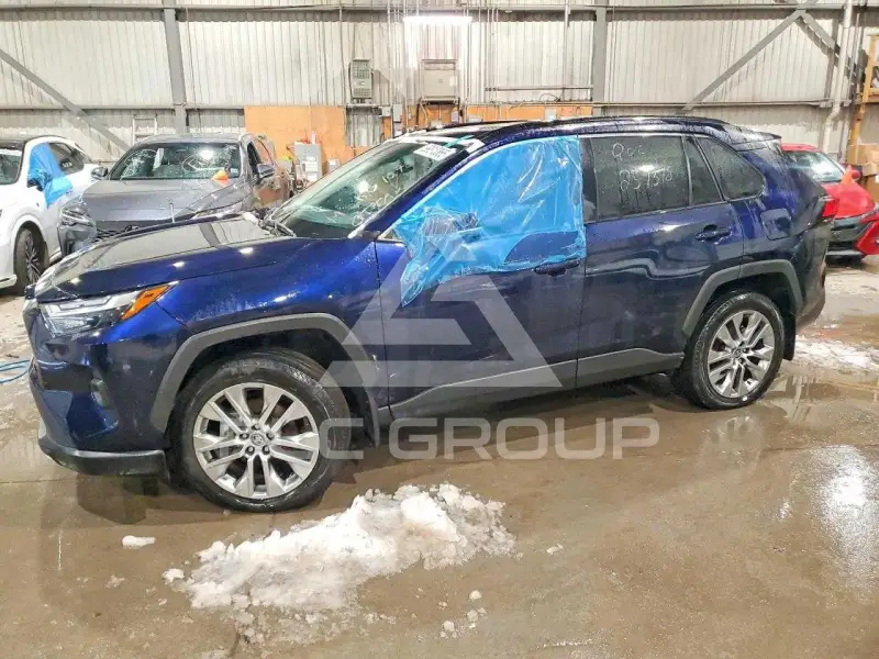 2024 Toyota RAV4 фото
