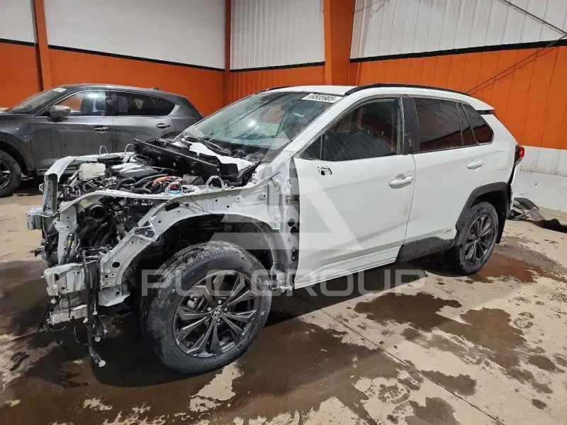 2024 Toyota RAV4 фото