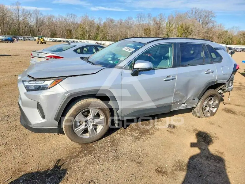 2024 Toyota RAV4 фото