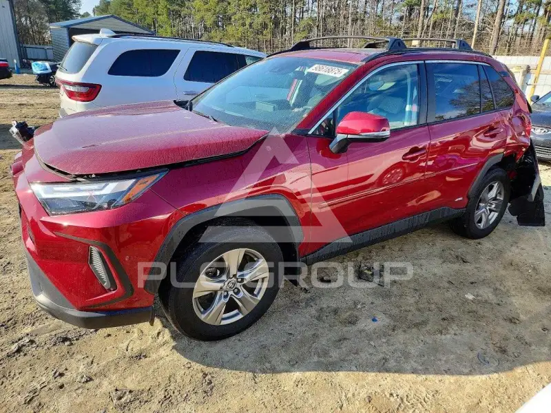 2024 Toyota RAV4 фото
