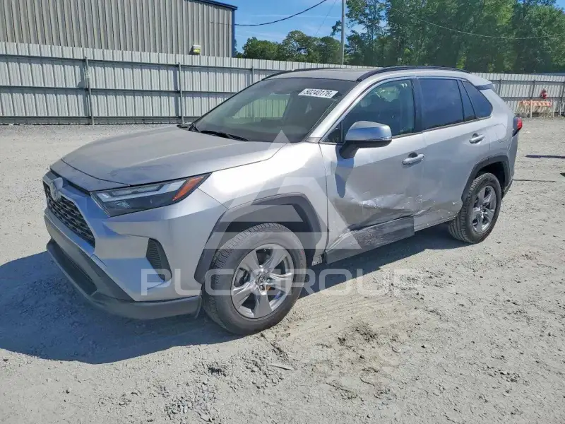 2024 Toyota RAV4 фото