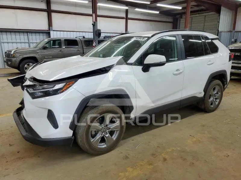 2024 Toyota RAV4 фото