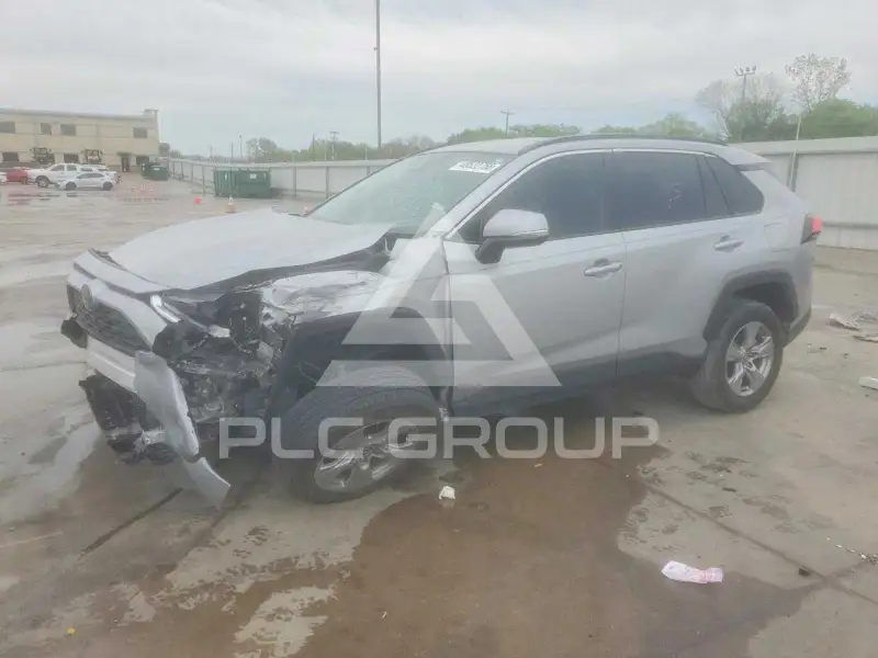 2024 Toyota RAV4 фото