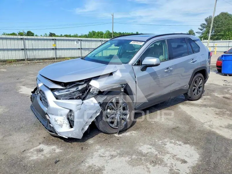 2024 Toyota RAV4 фото