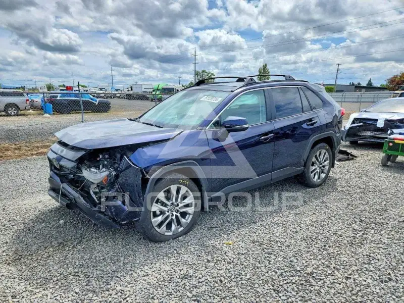 2024 Toyota RAV4 фото