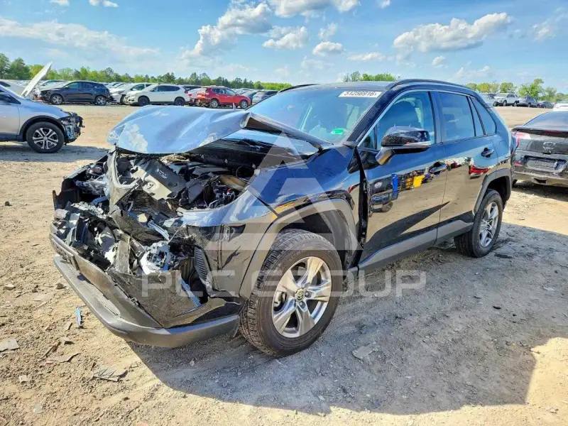2024 Toyota RAV4 фото