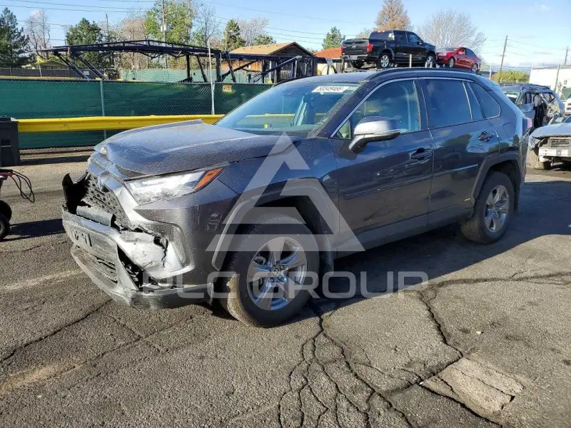 2024 Toyota RAV4 фото