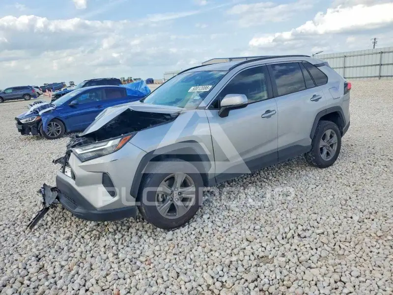 2024 Toyota RAV4 фото