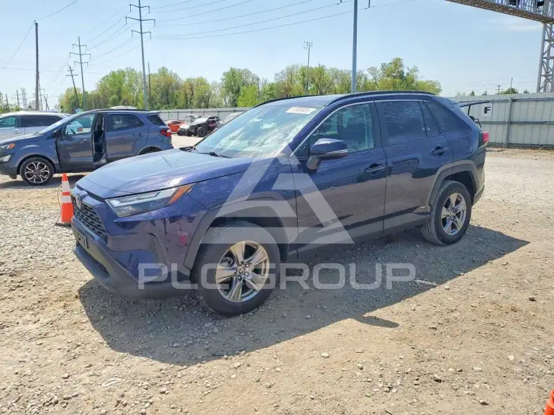 2024 Toyota RAV4 фото