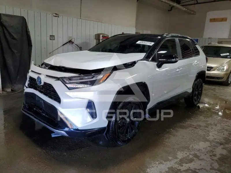 2024 Toyota RAV4 фото
