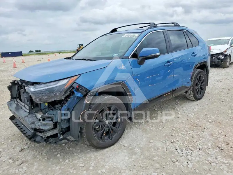 2024 Toyota RAV4 фото