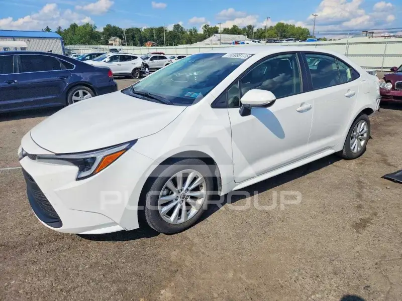 2024 Toyota COROLLA photo
