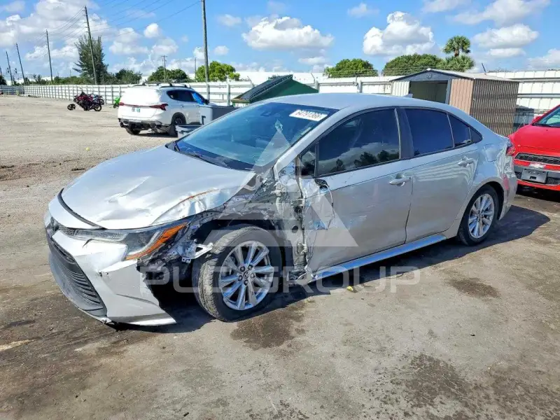2024 Toyota COROLLA photo