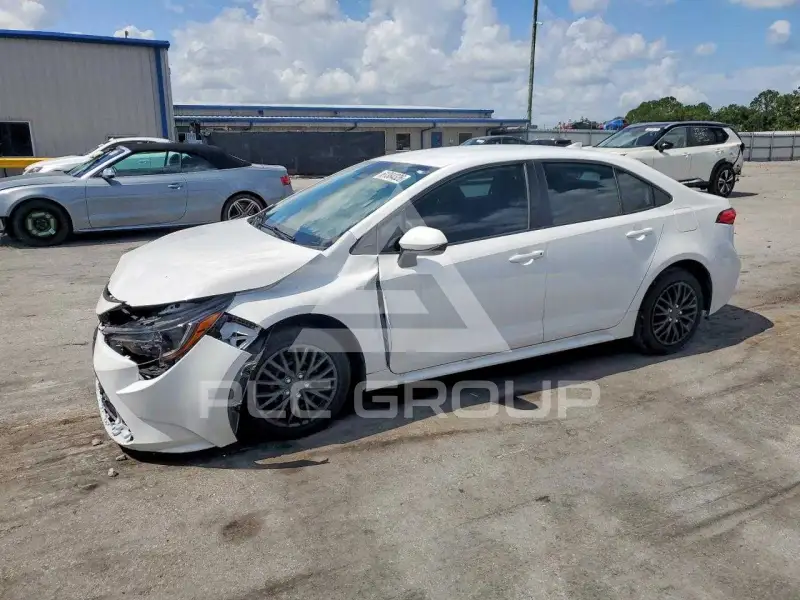 2024 Toyota COROLLA photo