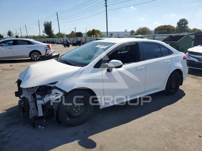 2024 Toyota COROLLA photo