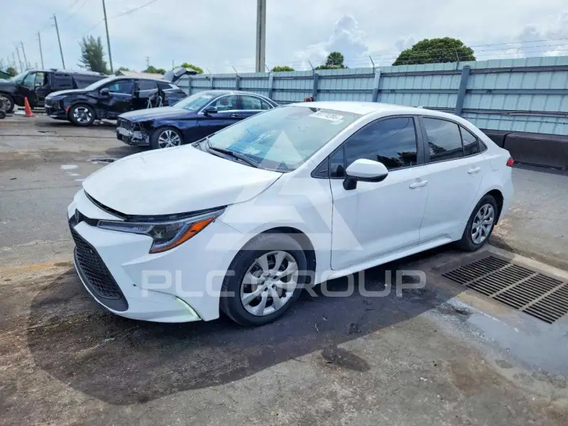 2024 Toyota COROLLA фото