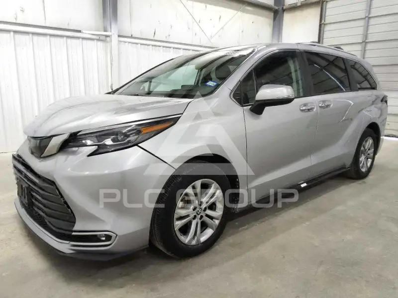 2024 Toyota SIENNA фото