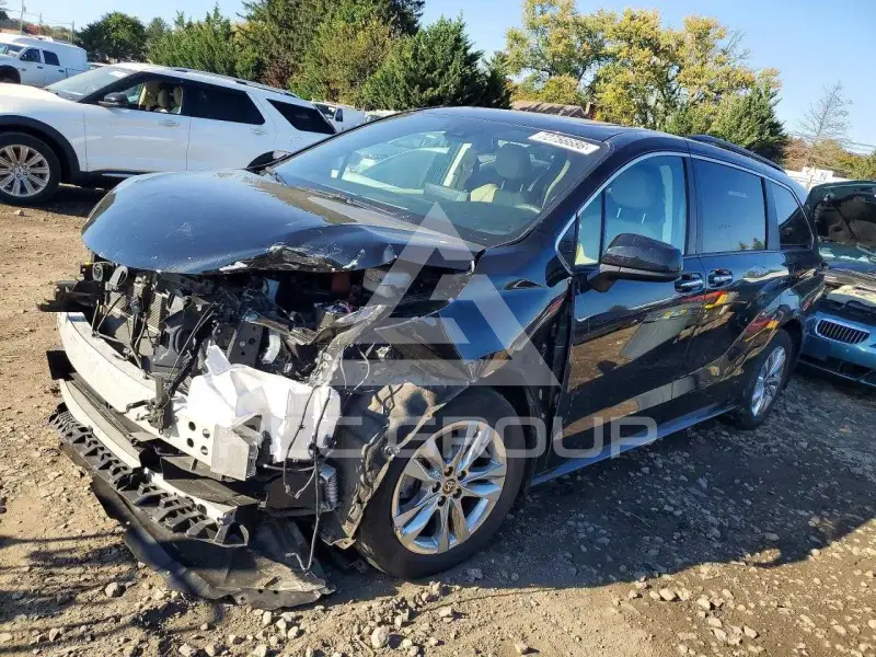 2024 Toyota SIENNA фото