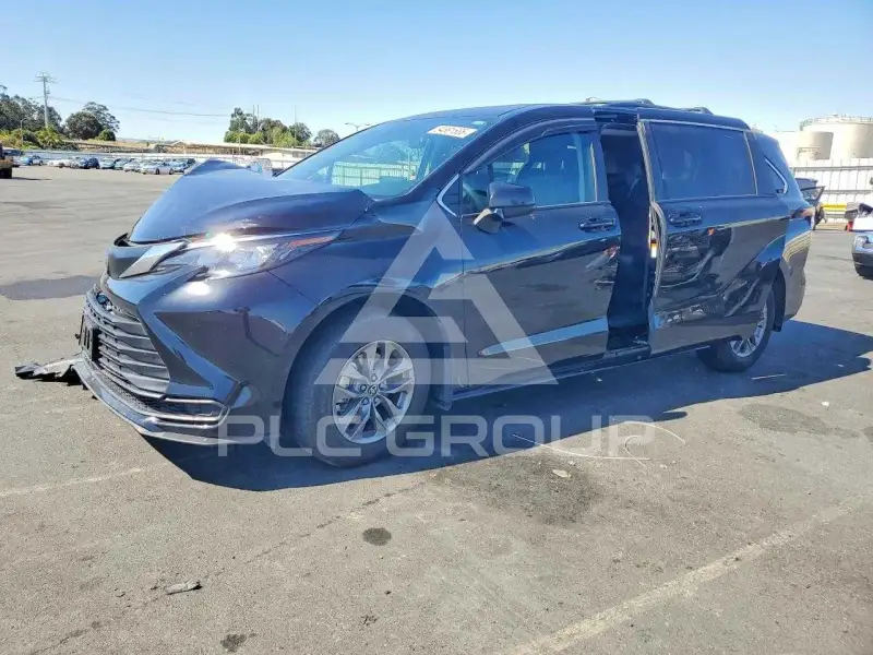 2024 Toyota SIENNA фото