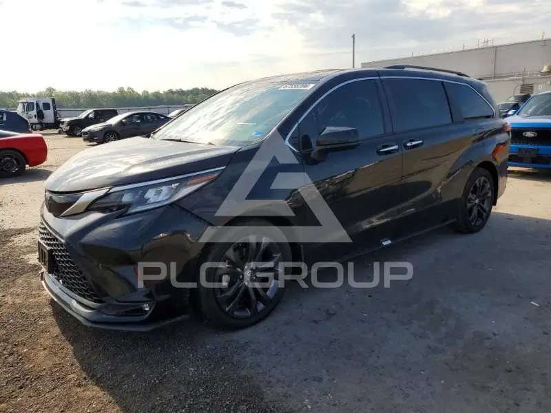2024 Toyota SIENNA фото